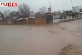 زمان وقع سیلاب در نور آباد لرستان